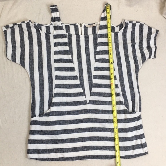 Soft Surroundings Sunset stripe Cold shoulder top - Picture 7 of 8